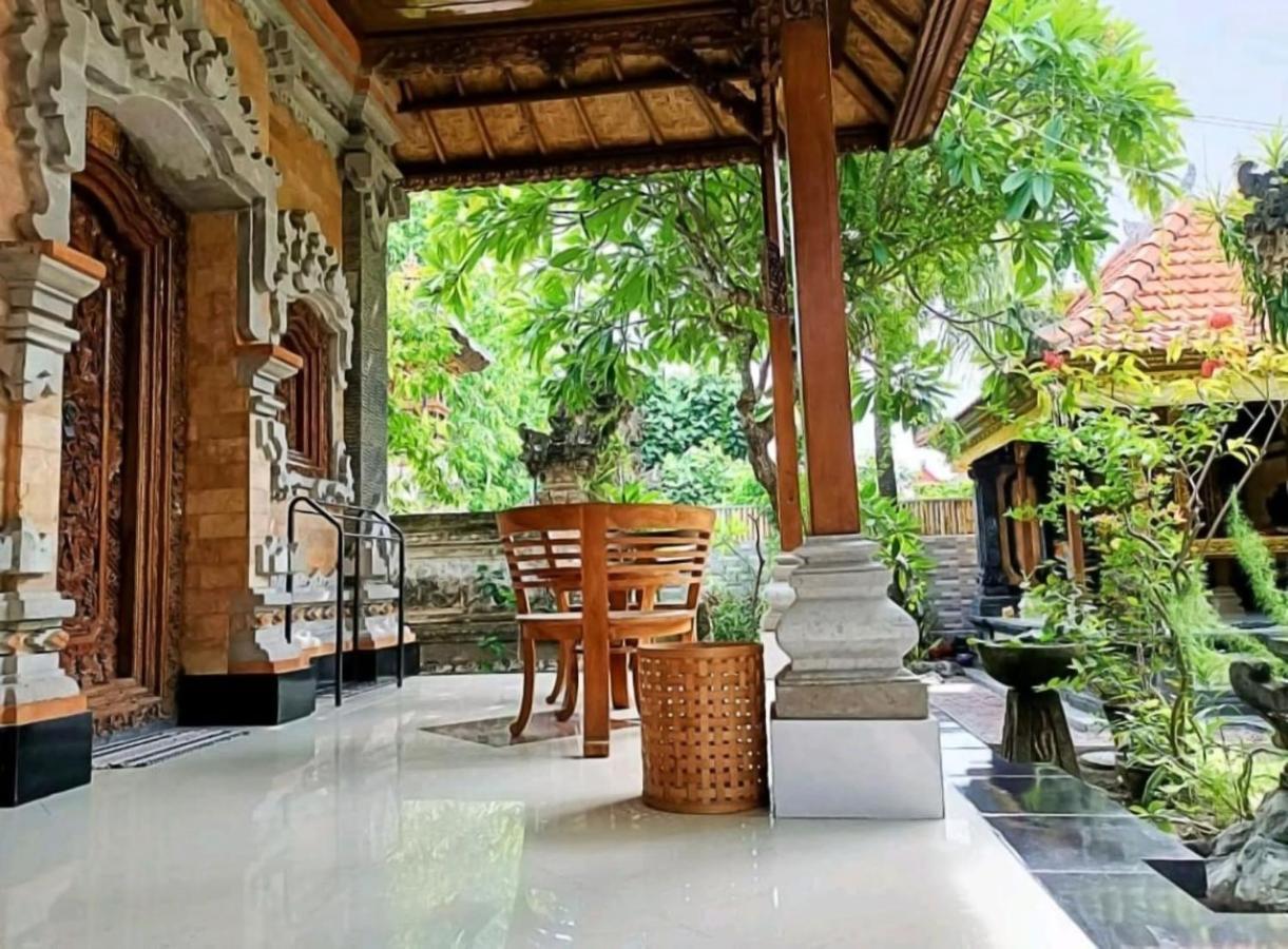 Green Palace Homestay Batununggul Exteriér fotografie