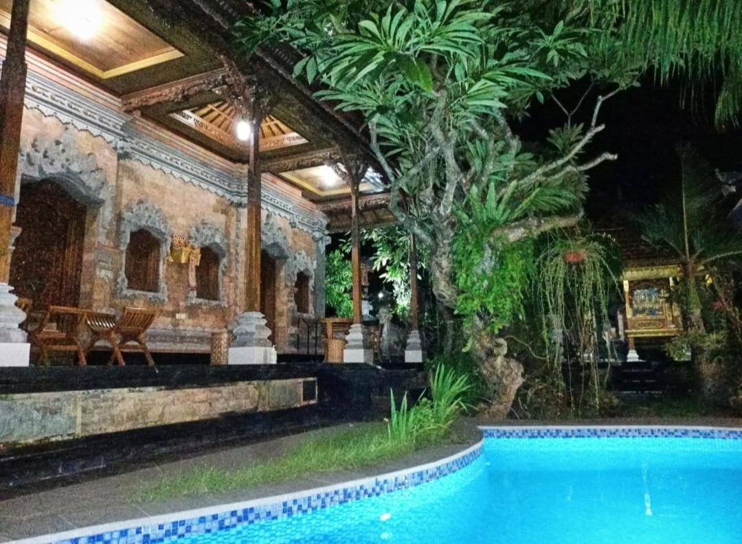 Green Palace Homestay Batununggul Exteriér fotografie