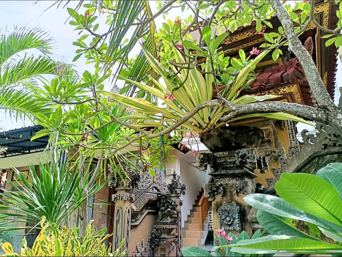 Green Palace Homestay Batununggul Exteriér fotografie